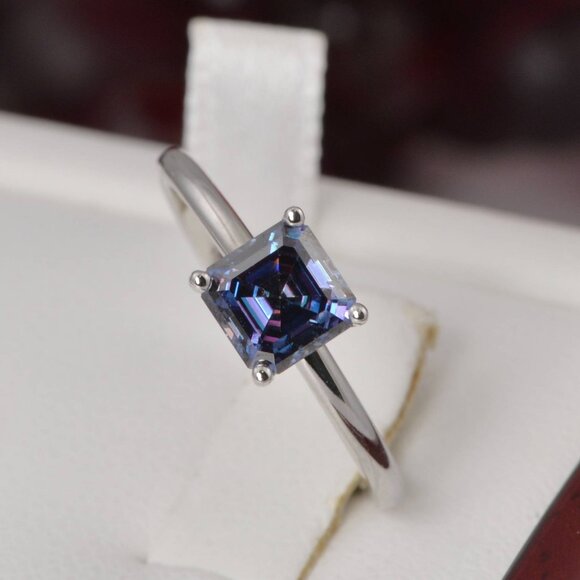 Certified Moissanite Deep Purple 1ct Princess Cut Ring 925 Sterling Silver - Picture 1 of 5
